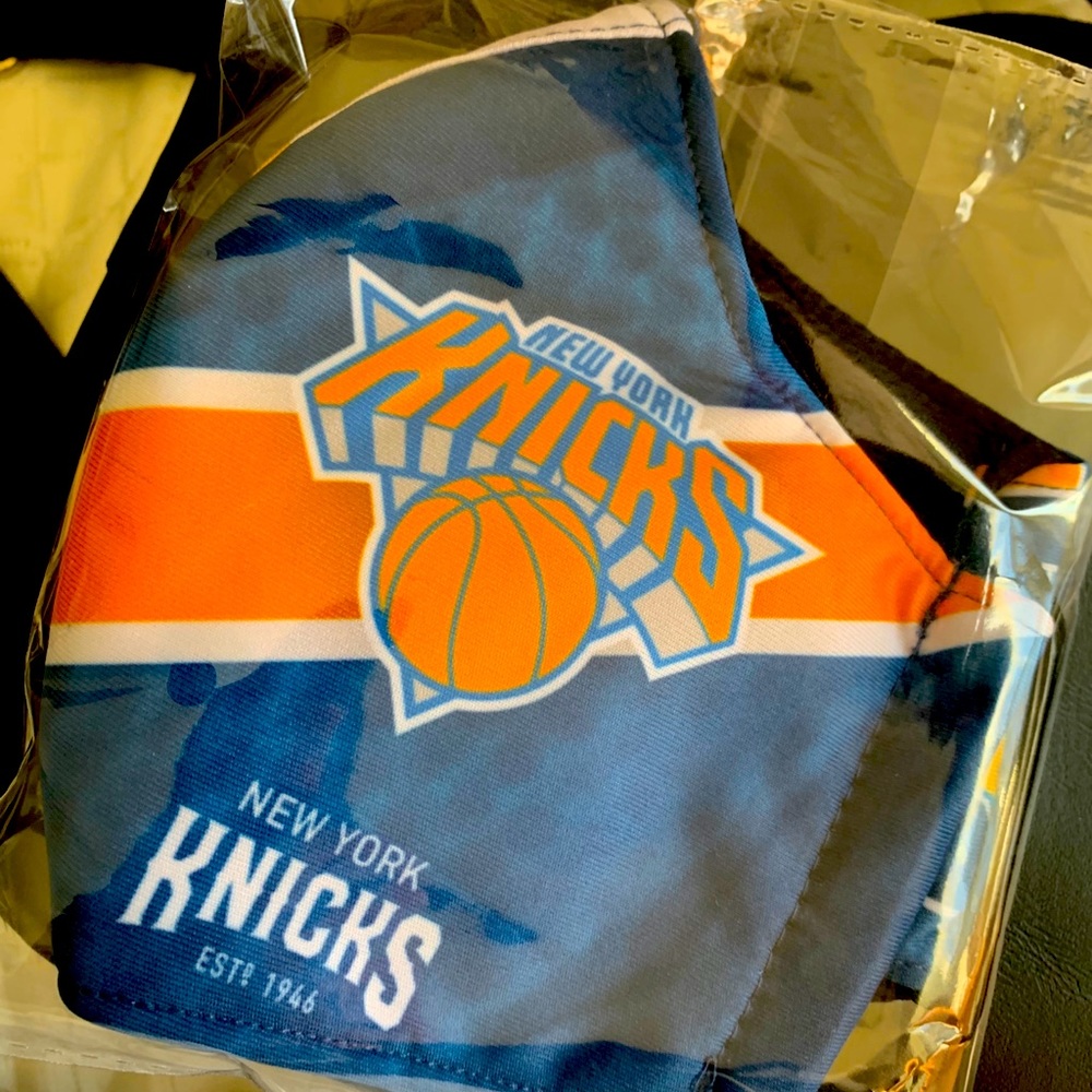 New York Knicks face mask